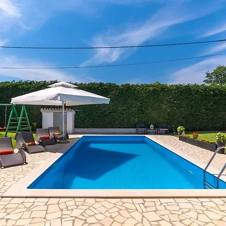 Mia & Iva Holiday home *