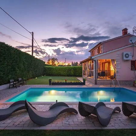 Holiday home Mia & Iva Dracevac